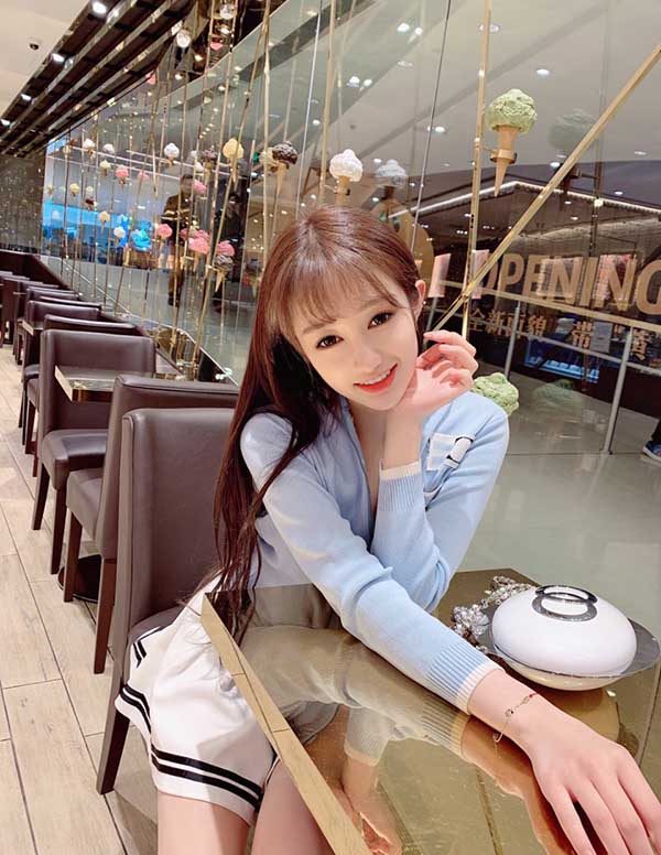 首尔预约商务模特